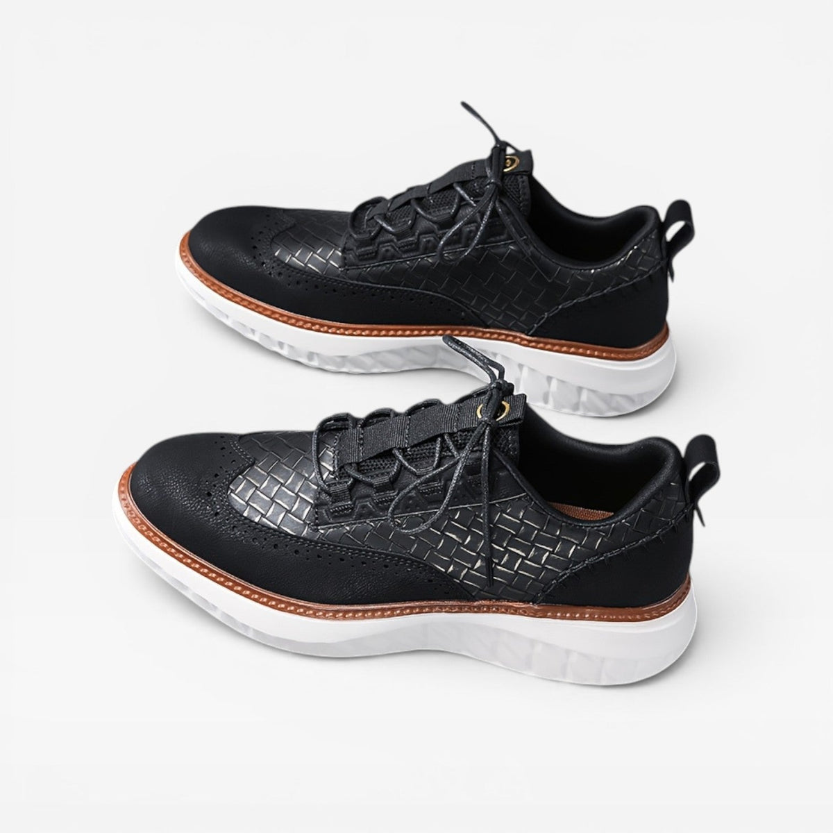 Zapatillas de Cuero Brogue para Hombre – Sneakers Elegantes y Casual