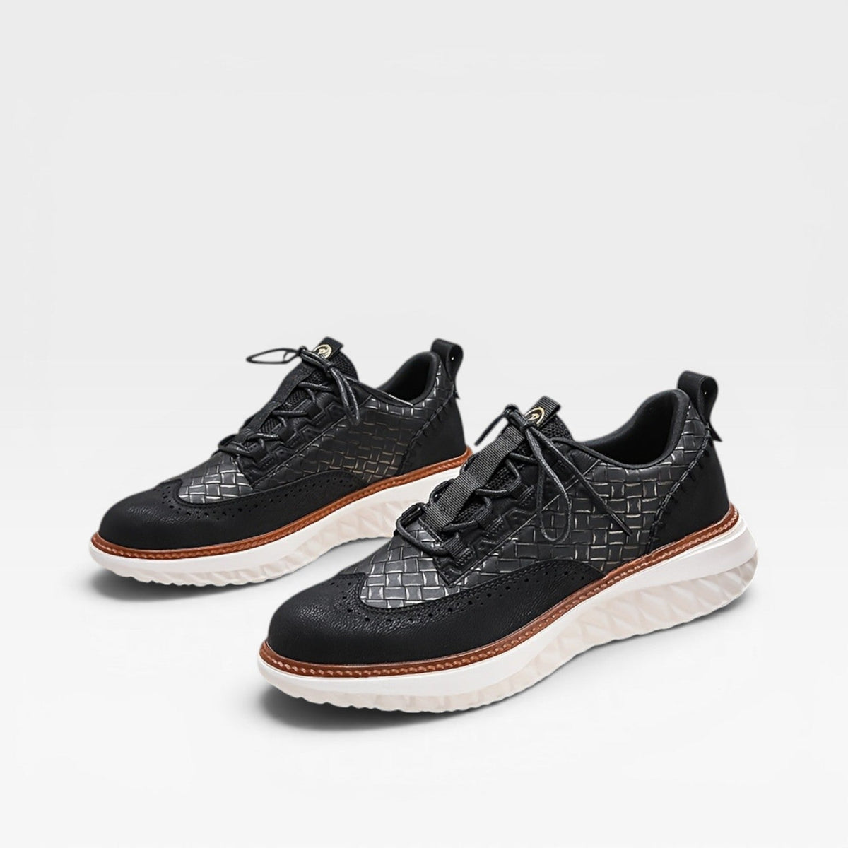 Zapatillas de Cuero Brogue para Hombre – Sneakers Elegantes y Casual