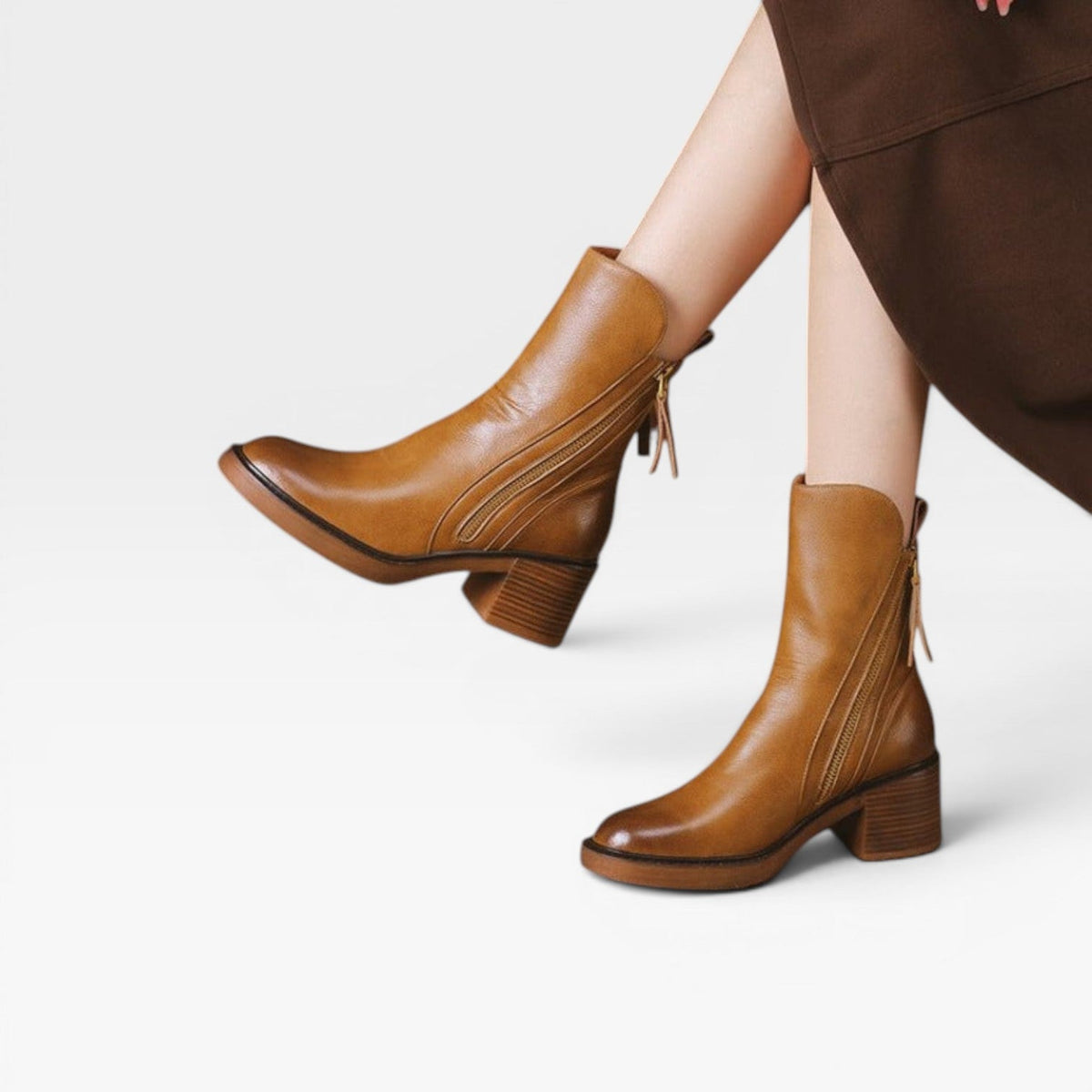 Botas de Cuero para Mujeres – Punta Afila con Tacón Apilado y Cierre de Cremallera Estilo Western