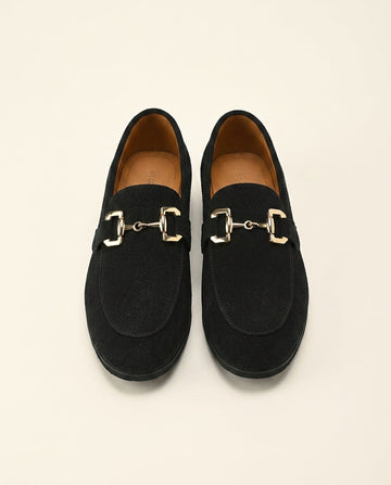 Mocasín de Ante con Hebilla de Caballo Negro