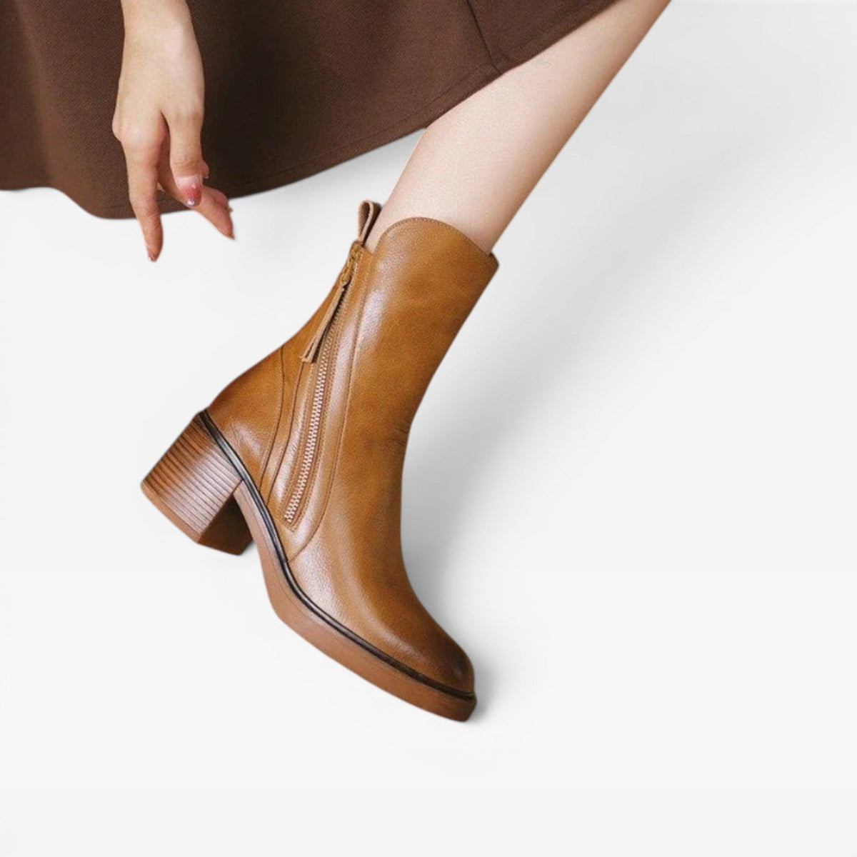 Botas de Cuero para Mujeres – Punta Afila con Tacón Apilado y Cierre de Cremallera Estilo Western