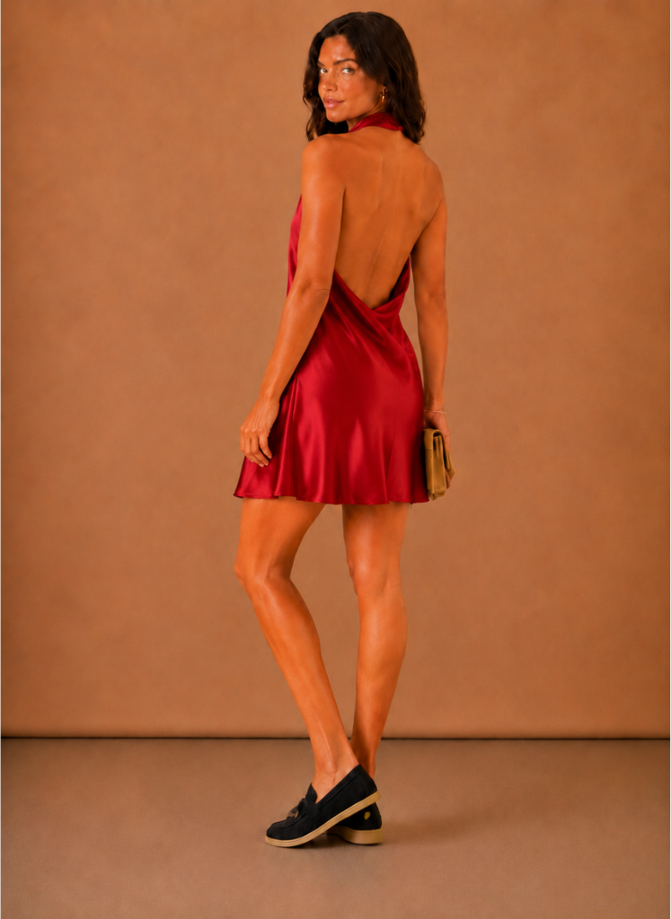 Vestido Mini de Satén con Cuello Halter para Mujeres – Ropa de Noche Elegante | Areleon