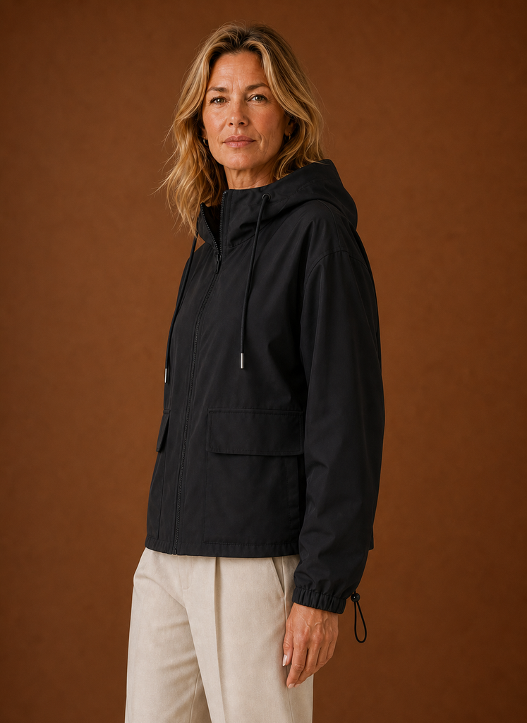 Chaqueta Ligera con Capucha para Mujeres | Areleon