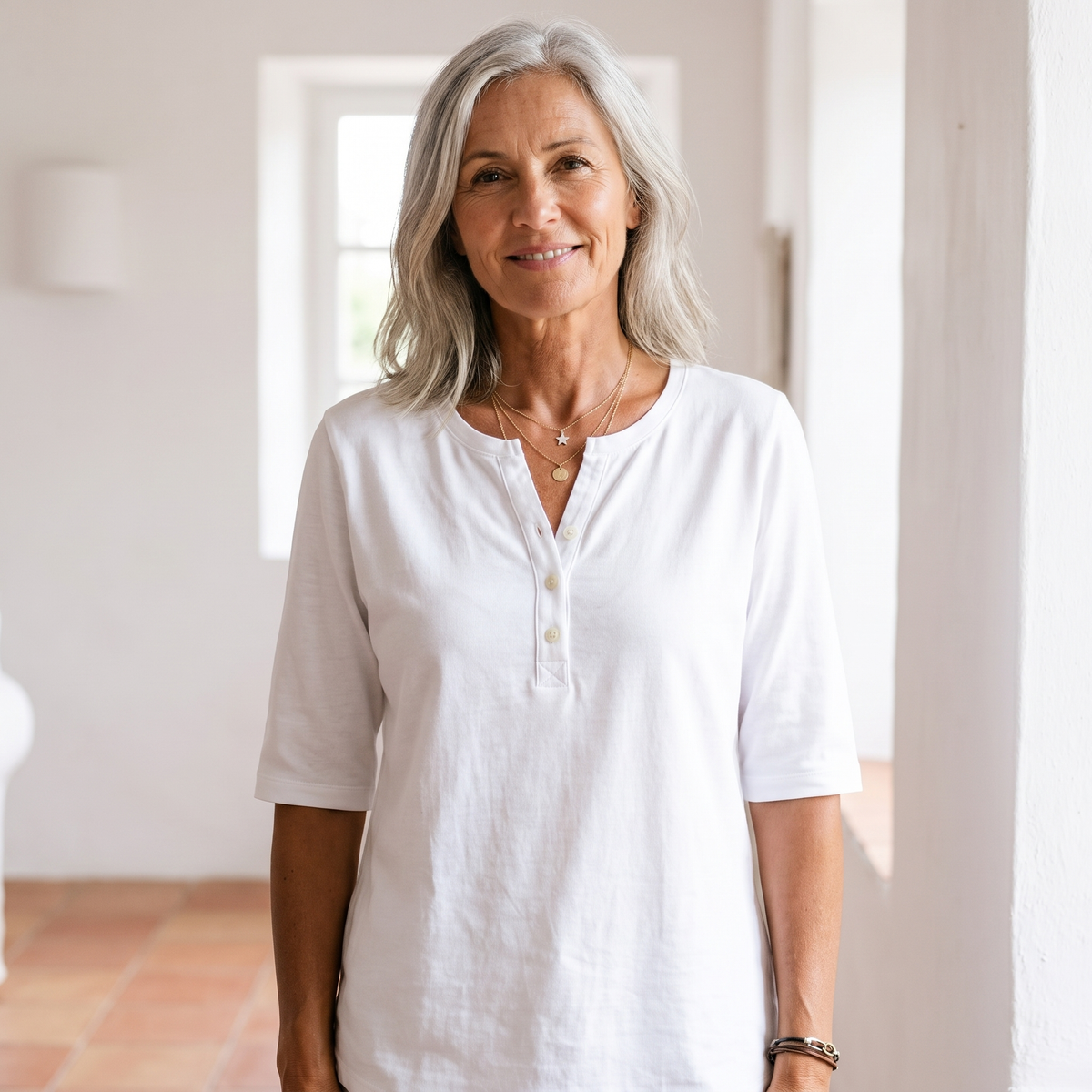 Top Henley con Botones