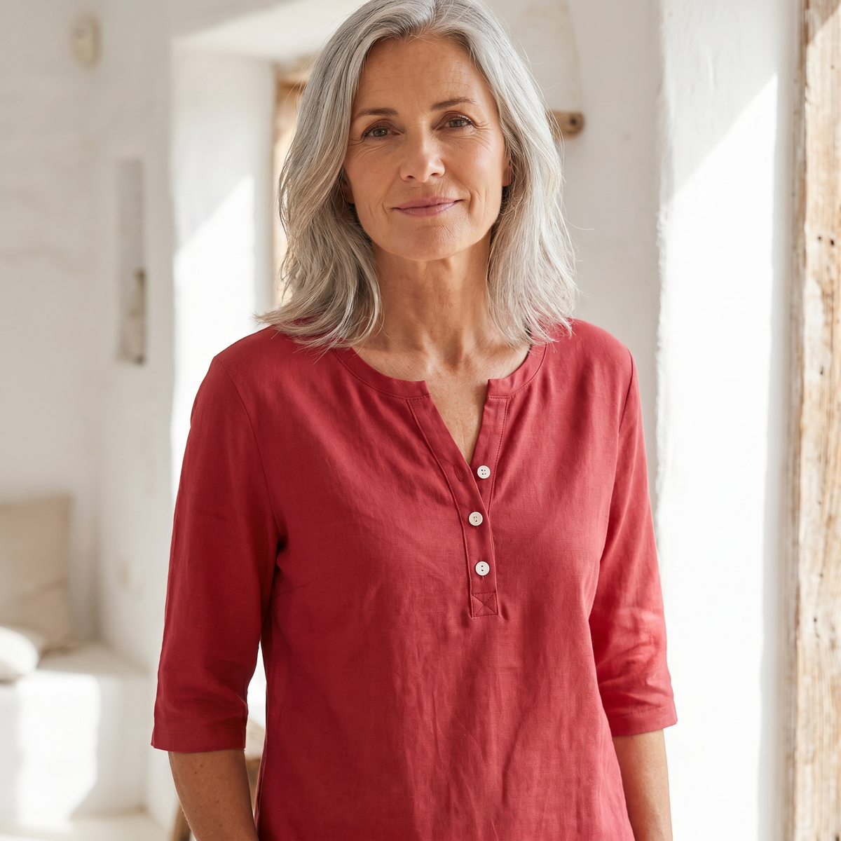 Top Henley con Botones